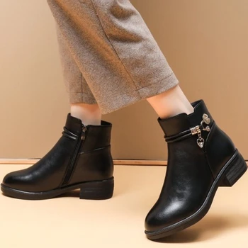 Дамски обувки за продажба, 2023 г., Висококачествени Дамски ботуши с цип, Есенни Обикновена Лаконичен обувки с кръгло бомбе на нисък ток, с Къси
